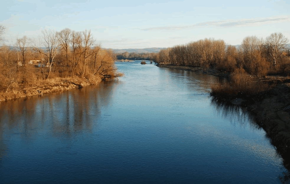 PREOKRET U SMEDEREVU: <span style='color:red;'><b>Tela supružnika</b></span> ipak nisu izvučena iz Velike Morave
